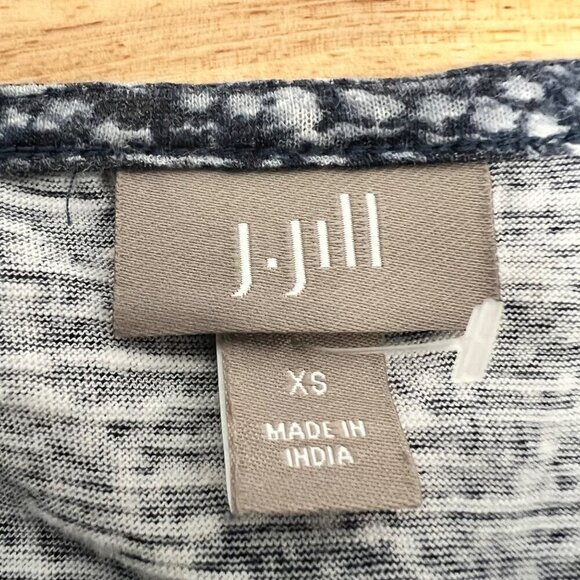 J.Jill Women’s Blue/White Print Top Long Sleeve Size XS - Picture 6 of 7